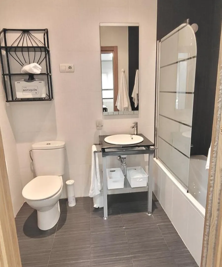 Santana Apartment Metro Las Arenas  Spain